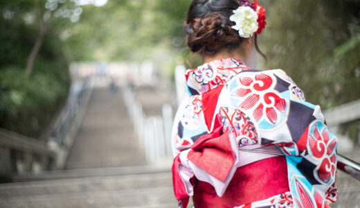 Enjoy Strolling Around Fukuoka in a Kimono