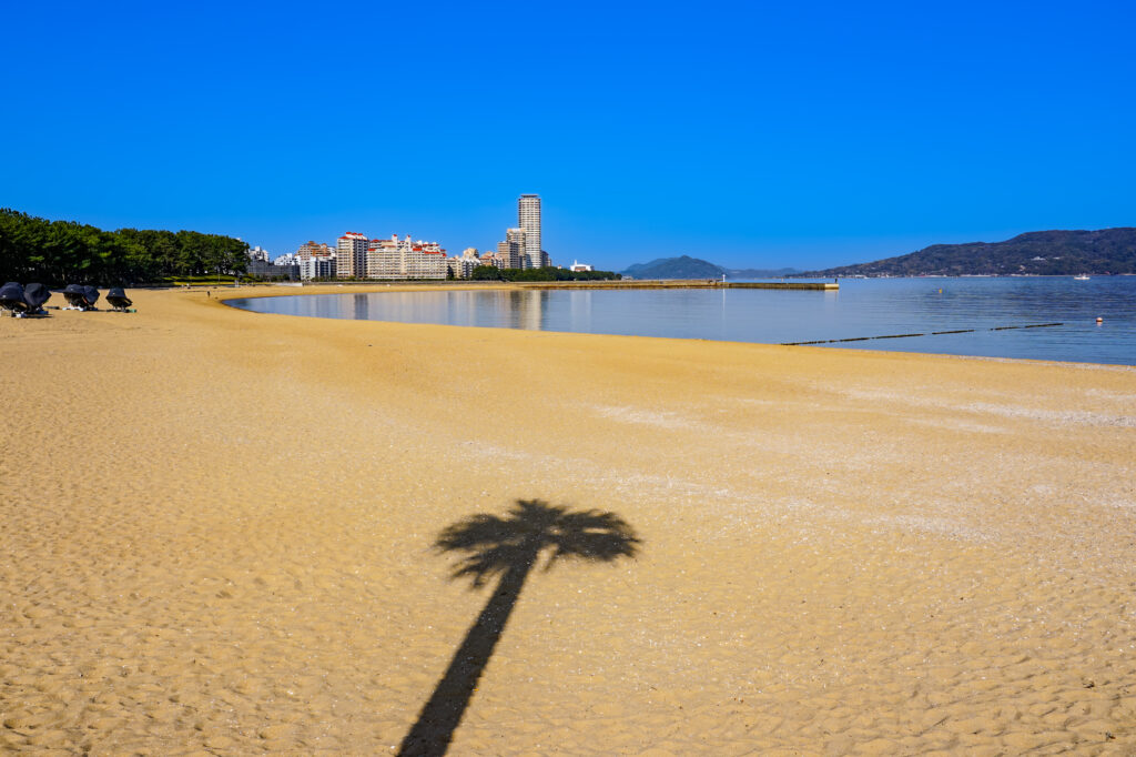 Momochihama Beach